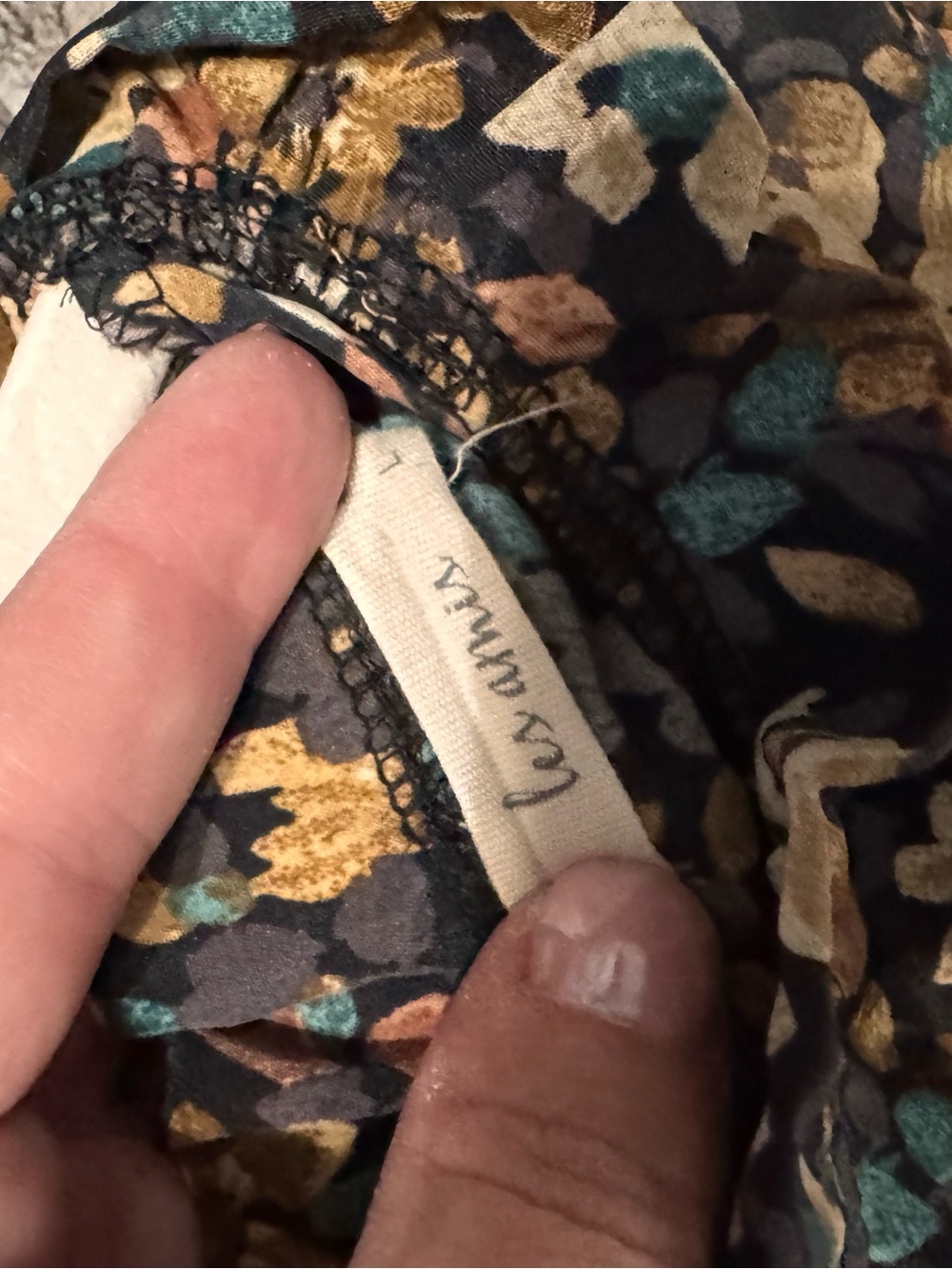 Women’s Floral Long-Sleeve Blouse - Picture 5 of 5
